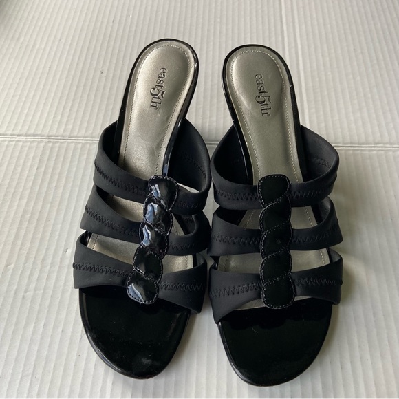 East Fifth easy wear black fabric and patent leather sandals SZ 8 - Picture 1 of 10